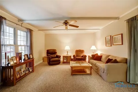 418 E John St, Maumee, OH 43537 photo 6