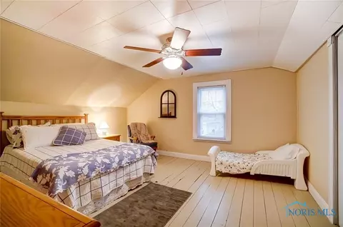 418 E John St, Maumee, OH 43537 photo 33