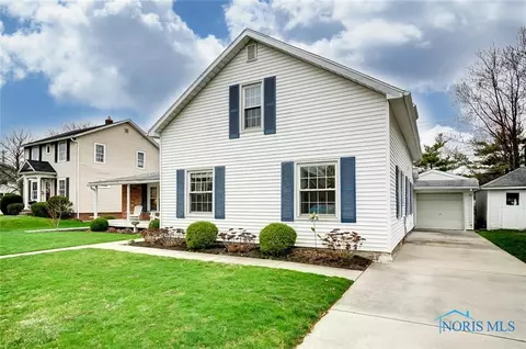 418 E John St, Maumee, OH 43537 photo 3