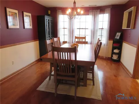 217 Illinois Dr, Bryan, OH 43506 photo 11