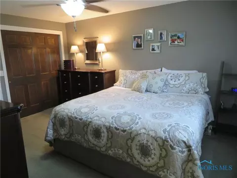 217 Illinois Dr, Bryan, OH 43506 photo 21