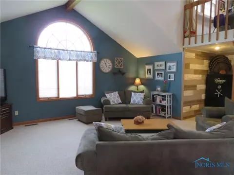 217 Illinois Dr, Bryan, OH 43506 photo 6