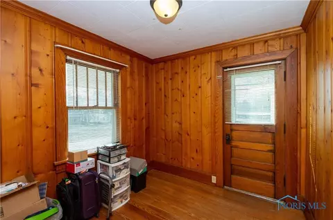 236 E Chestnut St, Wauseon, OH 43567 photo 17
