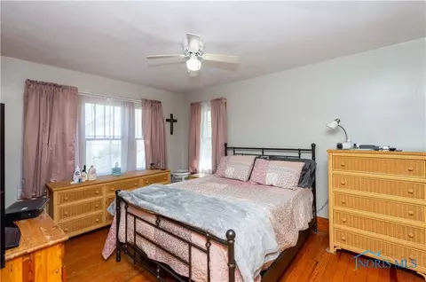 236 E Chestnut St, Wauseon, OH 43567 photo 20