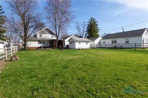 236 E Chestnut St, Wauseon, OH 43567 photo 26