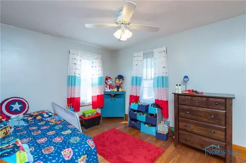 236 E Chestnut St, Wauseon, OH 43567 photo 18