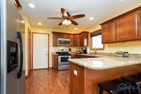 2396 Bluestone Dr, Findlay, OH 45840 photo 22