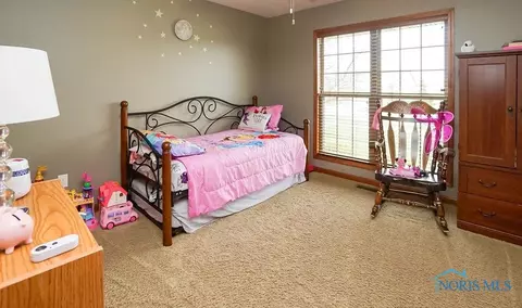 2396 Bluestone Dr, Findlay, OH 45840 photo 13