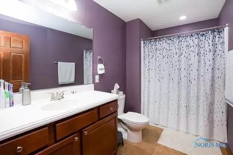 2396 Bluestone Dr, Findlay, OH 45840 photo 11