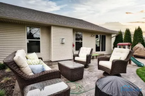 2396 Bluestone Dr, Findlay, OH 45840 photo 37