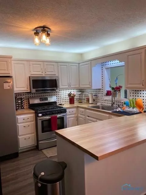 209 Scott Dr, Bryan, OH 43506 photo 5