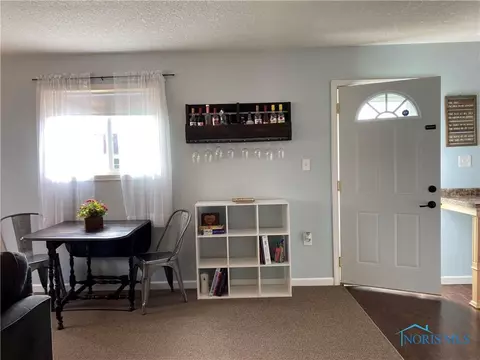 611 S Davis St, Forest, OH 45843 photo 14