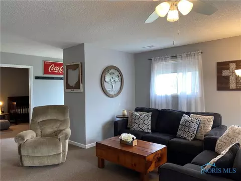 611 S Davis St, Forest, OH 45843 photo 5