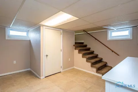 407 E Union St, Walbridge, OH 43465 photo 35