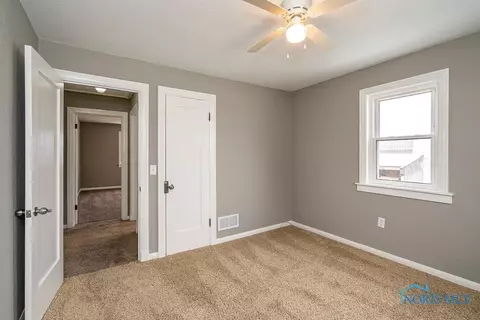 407 E Union St, Walbridge, OH 43465 photo 26