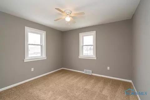 407 E Union St, Walbridge, OH 43465 photo 25