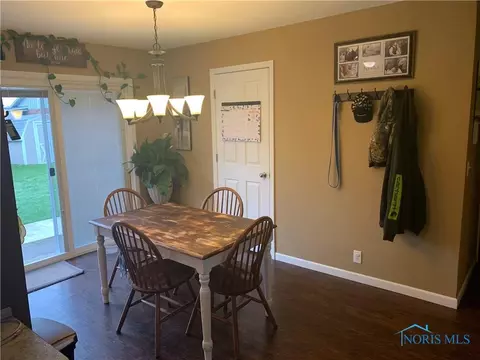 204 Taylor Dr, West Unity, OH 43570 photo 10