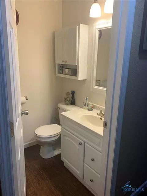 204 Taylor Dr, West Unity, OH 43570 photo 17