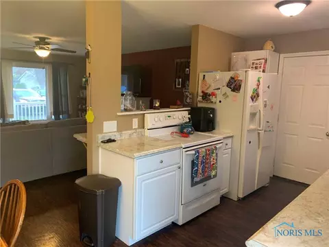 204 Taylor Dr, West Unity, OH 43570 photo 12