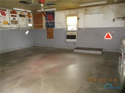 403 Adrian St, Delta, OH 43515 photo 17