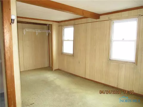 403 Adrian St, Delta, OH 43515 photo 15