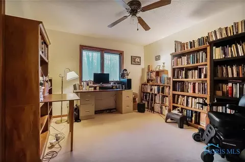 1017 Christopher Circle St, Ada, OH 45810 photo 36