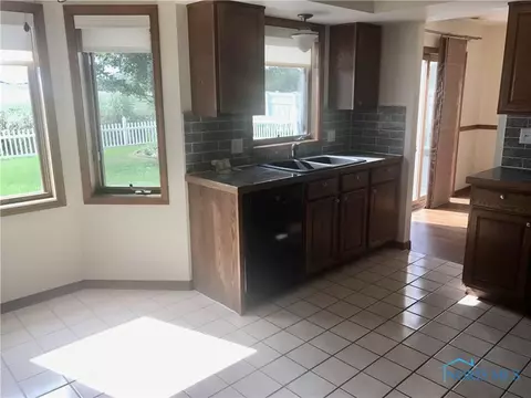 107 Jordan Dr, Bryan, OH 43506 photo 5