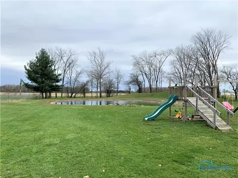 1435 E Bowling Green Rd, Bradner, OH 43406 photo 22