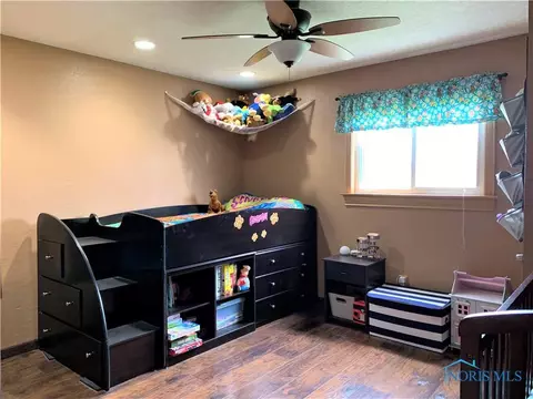1435 E Bowling Green Rd, Bradner, OH 43406 photo 19