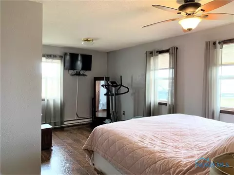 1435 E Bowling Green Rd, Bradner, OH 43406 photo 14