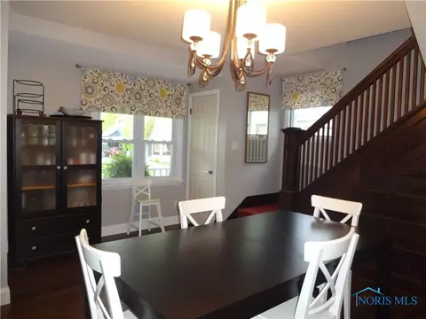 229 E Oak St, Wauseon, OH 43567 photo 11