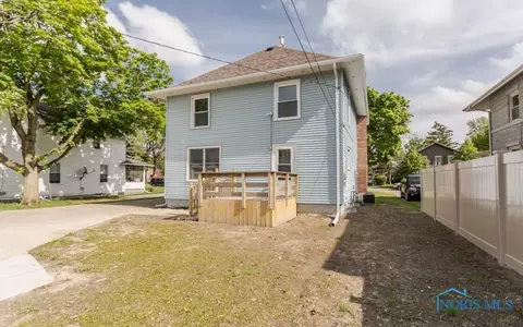 219 E Dudley St, Maumee, OH 43537 photo 41