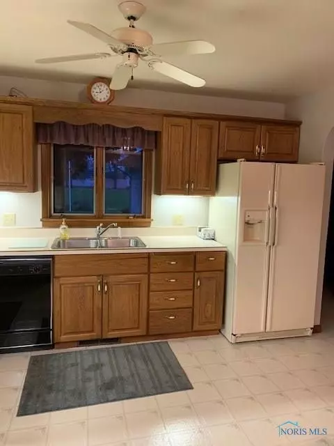 617 3rd St, Hamler, OH 43524 photo 8
