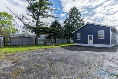 1010 Elysian Ave, Toledo, OH 43607 photo 4