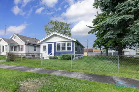 1010 Elysian Ave, Toledo, OH 43607 photo 2