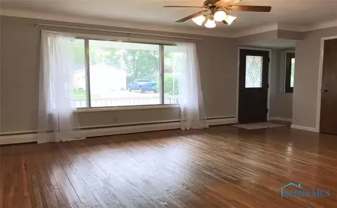 703 Walnut St, Archbold, OH 43502 photo 6