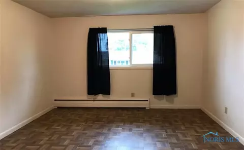 703 Walnut St, Archbold, OH 43502 photo 15