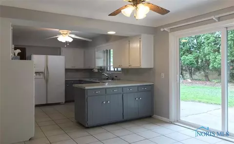 703 Walnut St, Archbold, OH 43502 photo 11