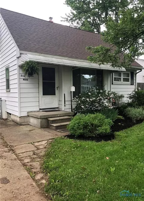 4015 Chipplegate Rd, Toledo, OH 43614 photo 3