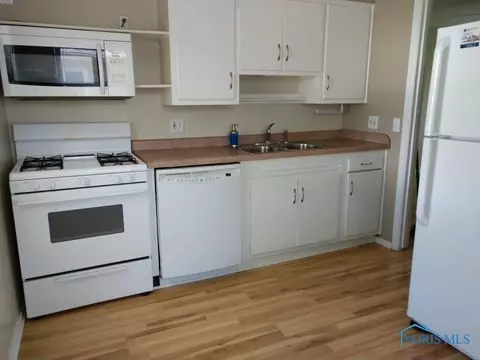 4015 Chipplegate Rd, Toledo, OH 43614 photo 17