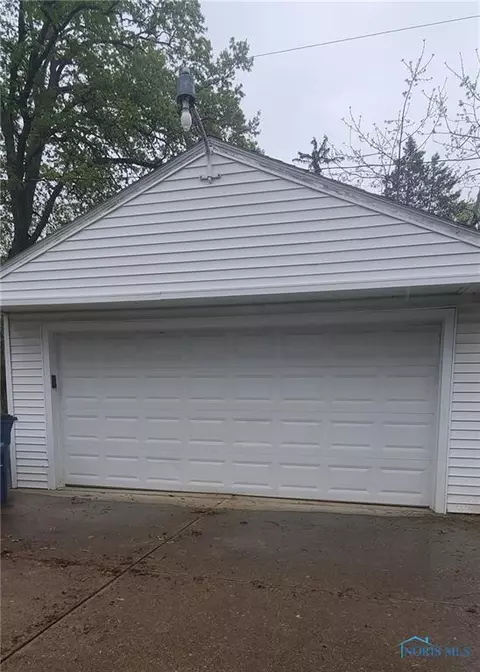 4015 Chipplegate Rd, Toledo, OH 43614 photo 24