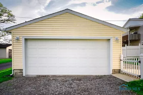 143 Ely Ave, Findlay, OH 45840 photo 32