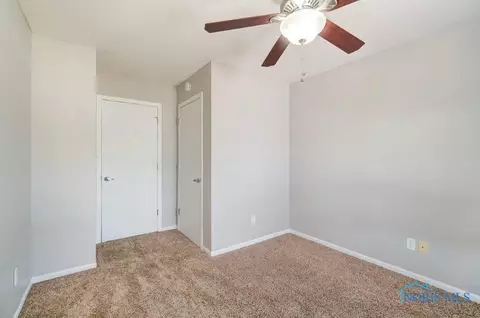 3638 Willow Run Dr, Toledo, OH 43607 photo 18