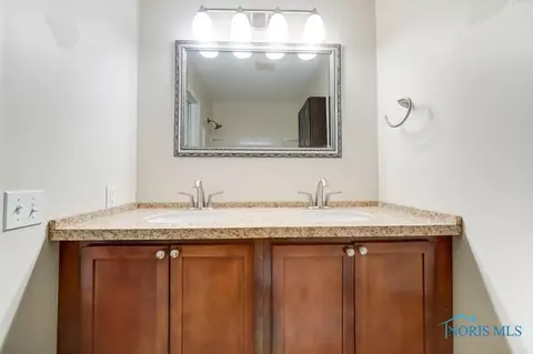 3638 Willow Run Dr, Toledo, OH 43607 photo 12