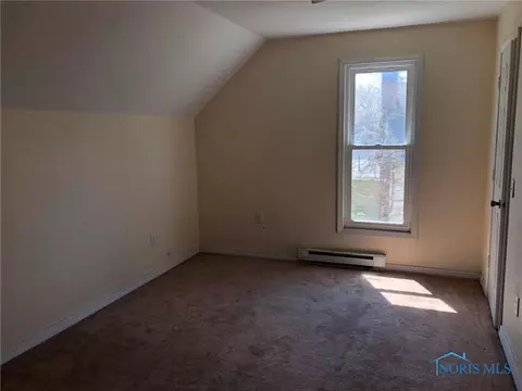 315 S Walnut St, Bryan, OH 43506 photo 9