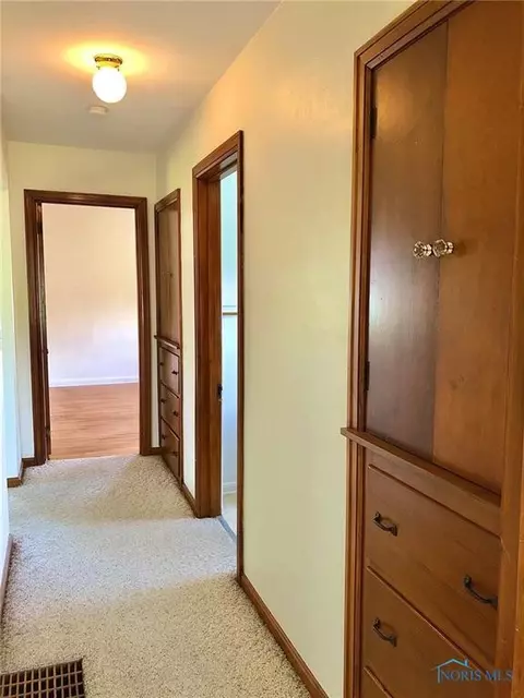 9350 Jerusalem Rd, Curtice, OH 43412 photo 4