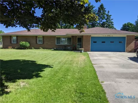 23679 W Hellwig Rd, Genoa, OH 43430 photo 1