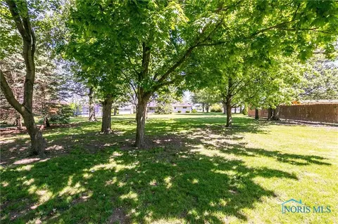 304 North Dr, Paulding, OH 45879 photo 2