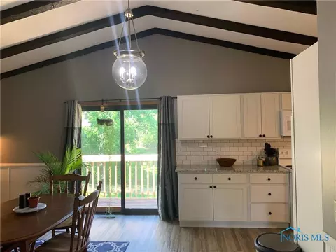 2020 Circle Dr, Toledo, OH 43607 photo 7