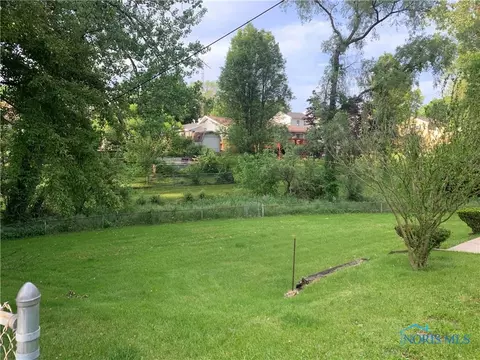 2020 Circle Dr, Toledo, OH 43607 photo 38